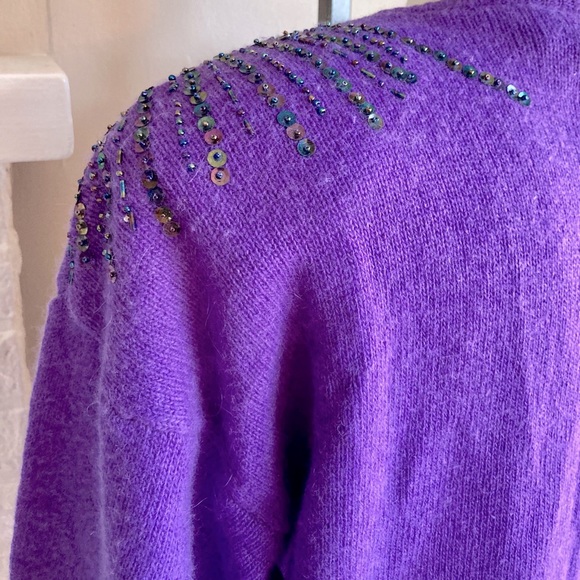Vintage Lambswool Angora Starburst Beaded Sweater - Picture 6 of 10